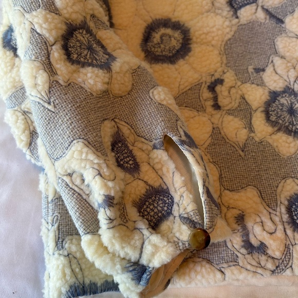 SEZANE - Harlem Sweatshirt/Sweater. Size 4. NWOT. Perfect condition. 100% lined. - Picture 8 of 10